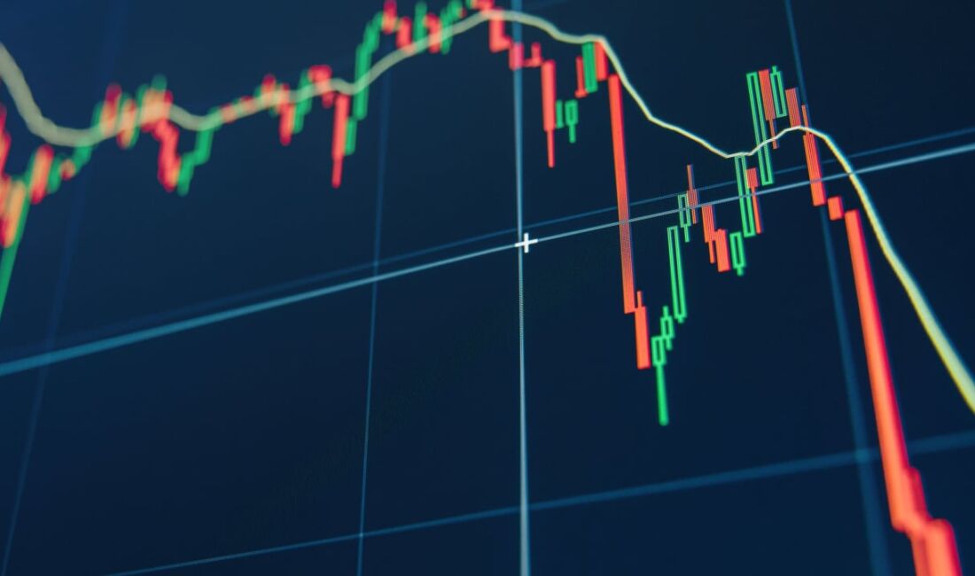 Teknik analizde psikolojik seviye, yatırımcılar tarafından önemli olarak algılanan ve