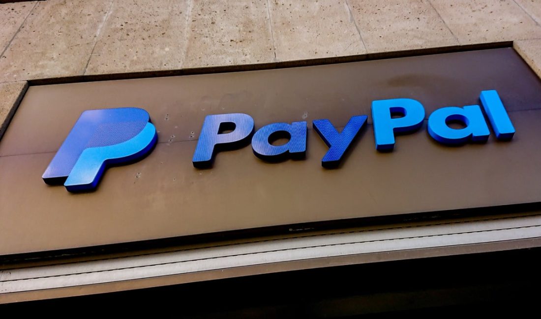 PayPal, stablecoin'i PYUSD kullanarak ilk ticari ödemesini Ernst & Young