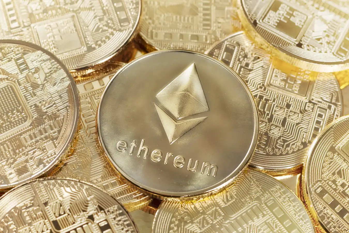 Ethereum fiyatı bugün hızla yükseldi ve 2.850 dolar seviyelerinde işlem