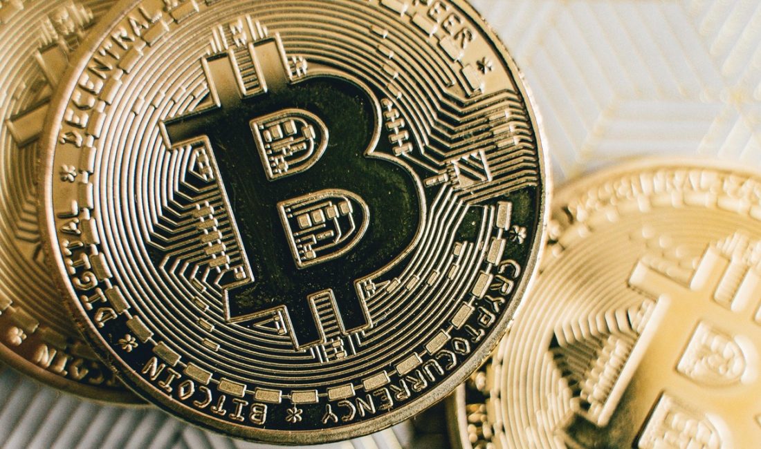 Bitcoin’de Balinalar Devrede! Kısa Vadeli Yükseliş Beklentisi Güçleniyor Bitcoin'in fiyatı yükseliş sapması ile birlikte toparlanma sinyalleri veriyor. Kurumsal