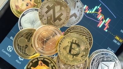 Bitcoin Kan Kaybederken Bu Meme Coinler Güçleniyor: Yükseliş Beklentisi! Bitcoin, haftaya güçlü bir başlangıç yapmasına rağmen yeniden düşüşe geçti.