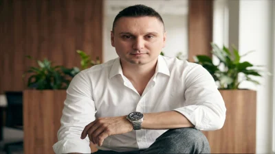 WeFi Kurucusu Maksym Sakharov, stablecoin ödemeleri, Visa iş birliği, Unified